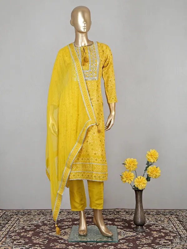 Mustard yellow cotton pant suit for festive look