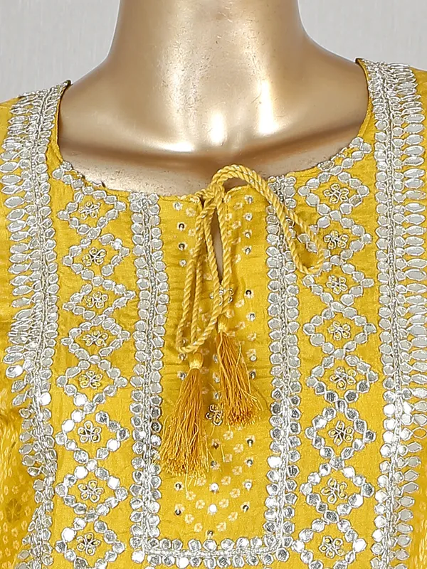 Mustard yellow cotton pant suit for festive look