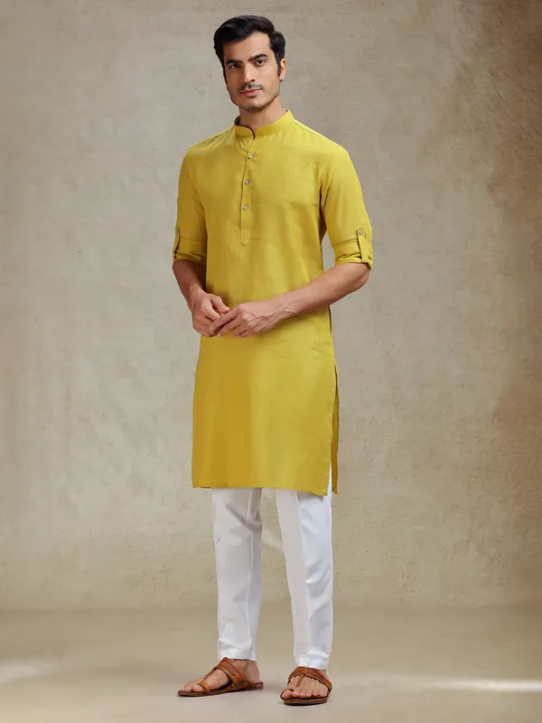 Mustard yellow linen kurta pajama for ethnic look