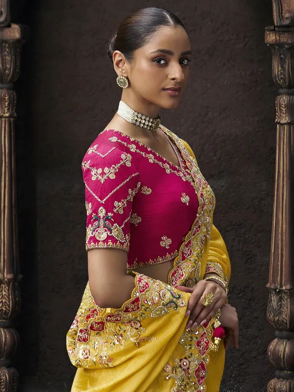 Mustard yellow saree in viscose