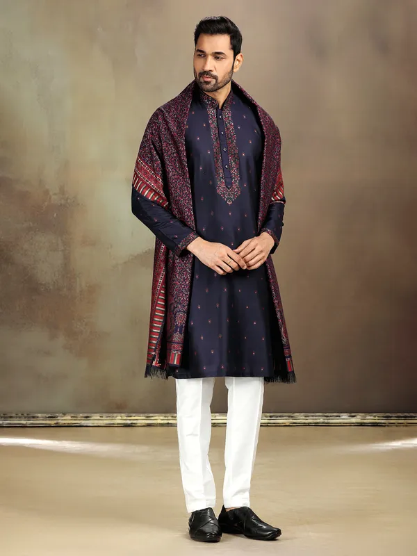 Navy banarasi kurta set for grand events