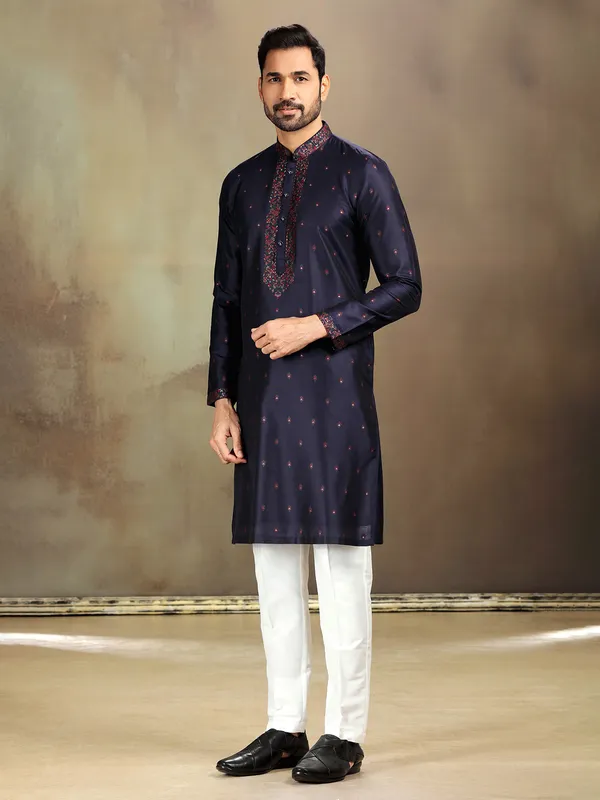 Navy banarasi kurta set for grand events
