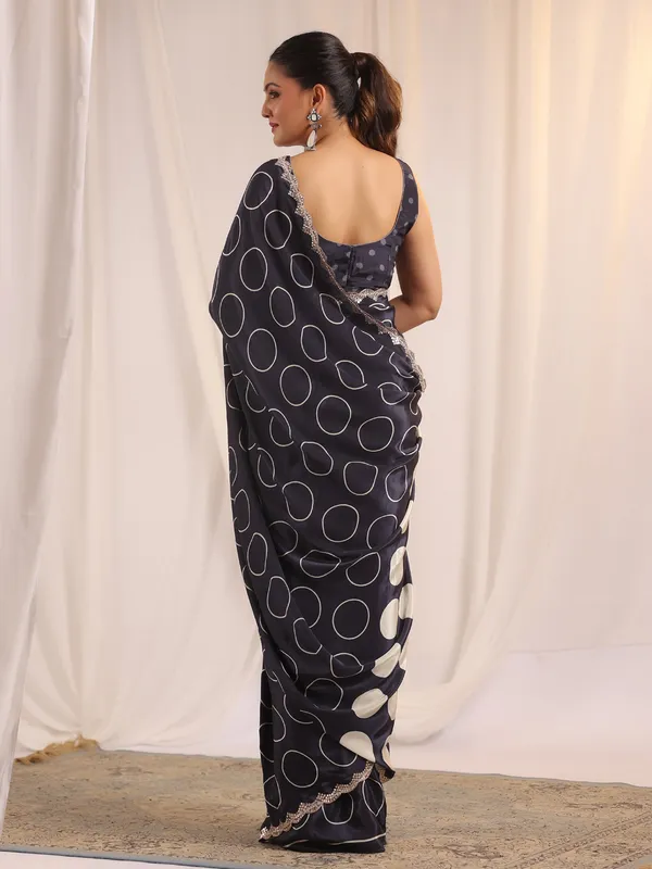 Navy blue crepe silk saree for any special ocassions