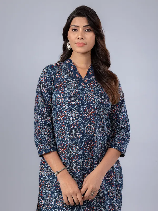 Navy cotton printed casual wear kurti for women