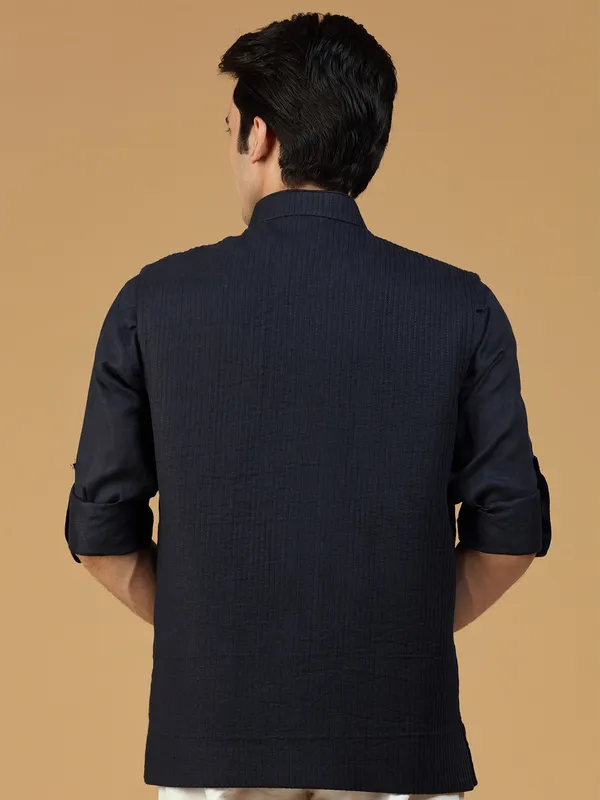 Navy linen waistcoat with shirt