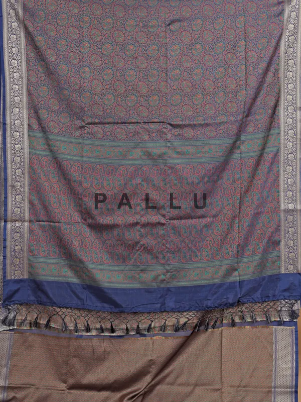 Navy silk saree with attractive motif pattern