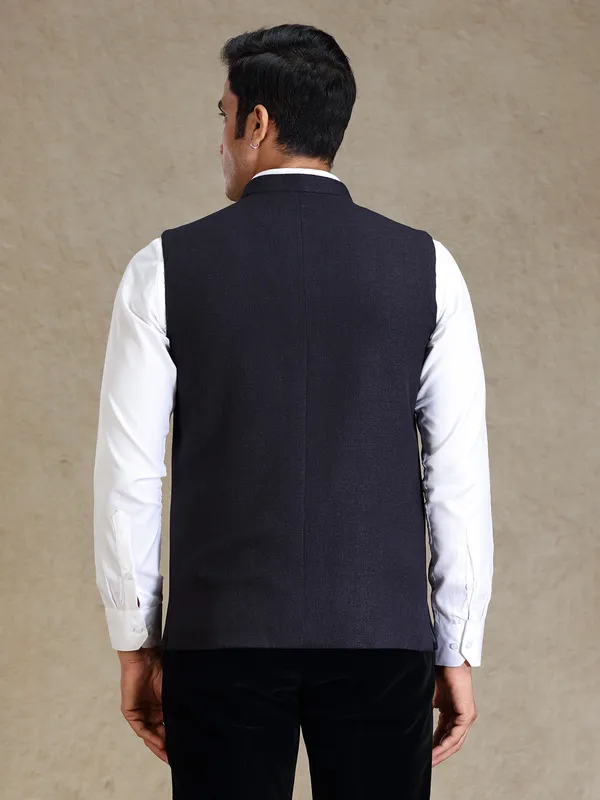Navy textured bandhgala jacket for men