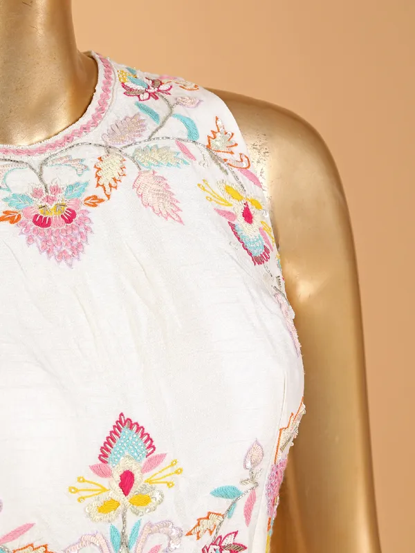 Stunning off-white silk jump suit