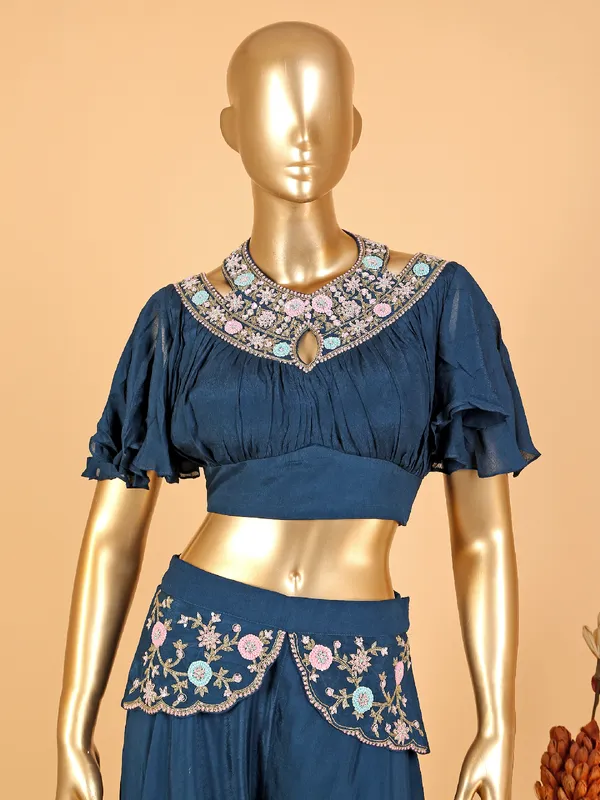 Stunning silk dark blue palazzo suit