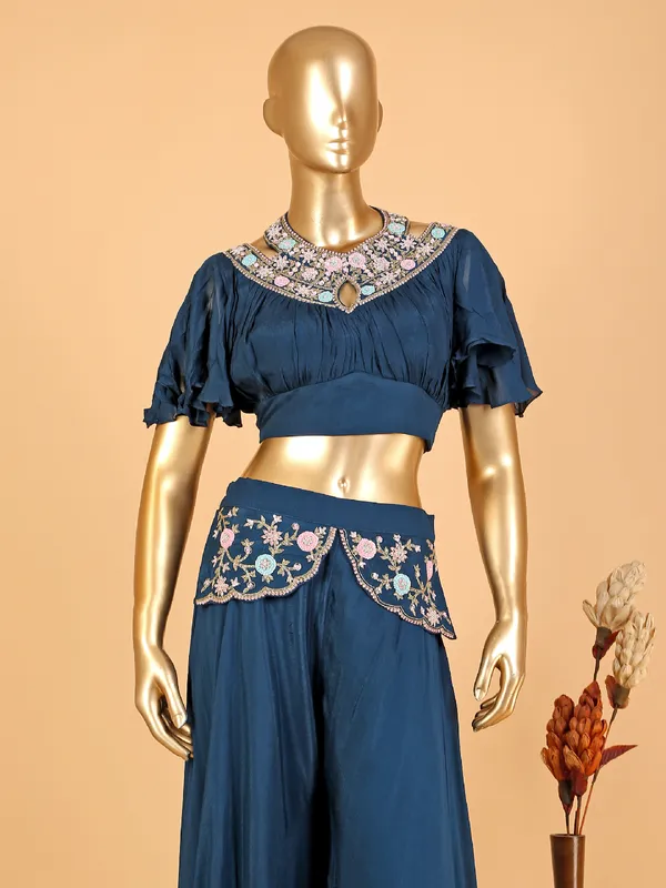 Stunning silk dark blue palazzo suit