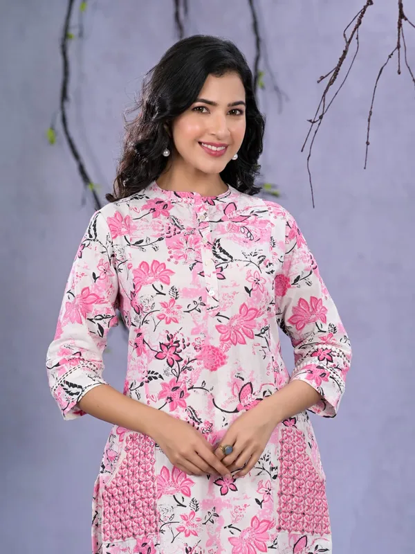 Newest beautiful pink printed cotton kurti set