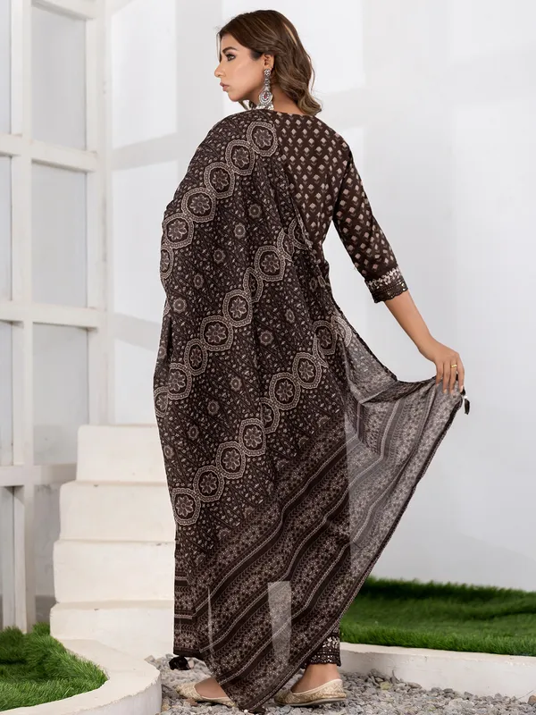 Newest coffee silk printed kurti set