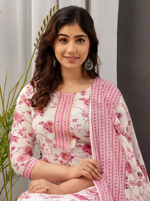 Newest cream and pink kurti set