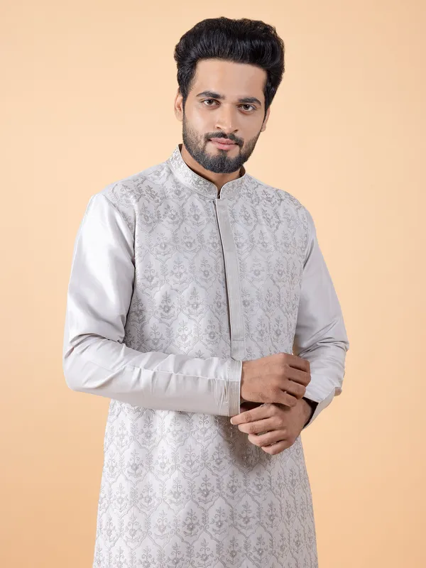 Newest light grey silk  Men Kurta pajama