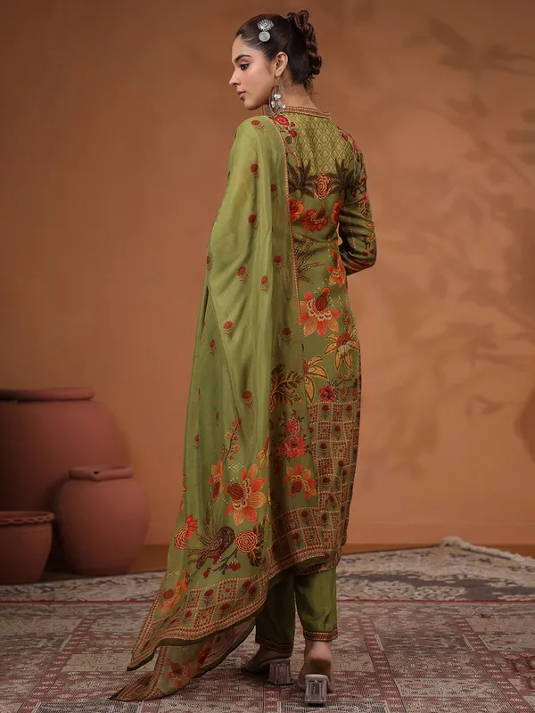 Newest mehendi green kurti set with dupatta