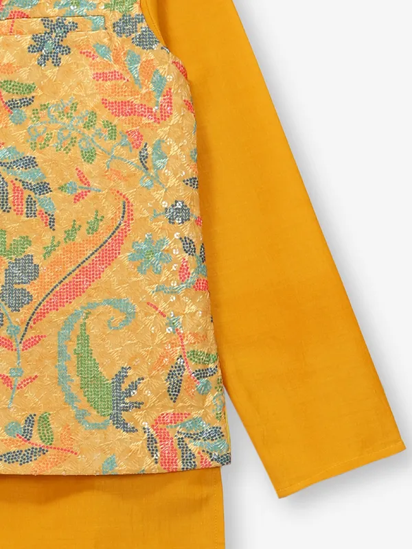 Newest mustard yellow cotton silk waistcoat set