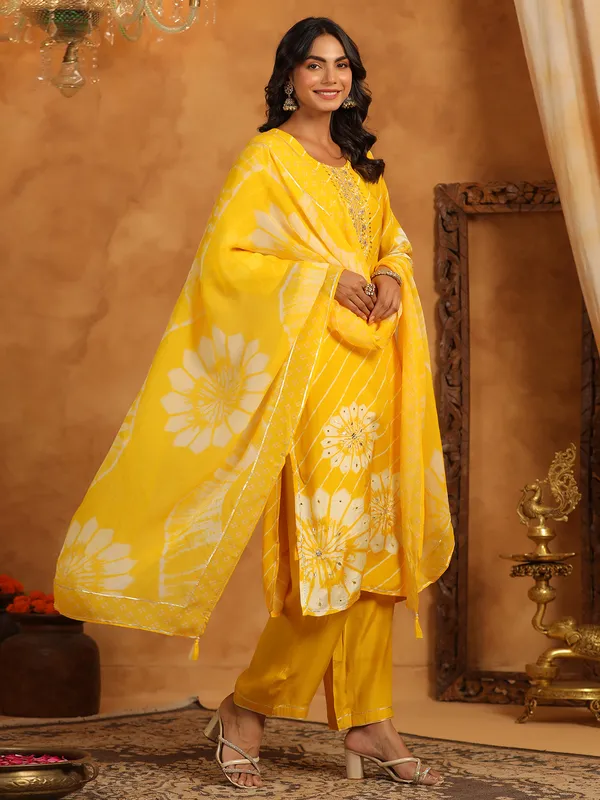 Newest yellow cotton silk kurti set