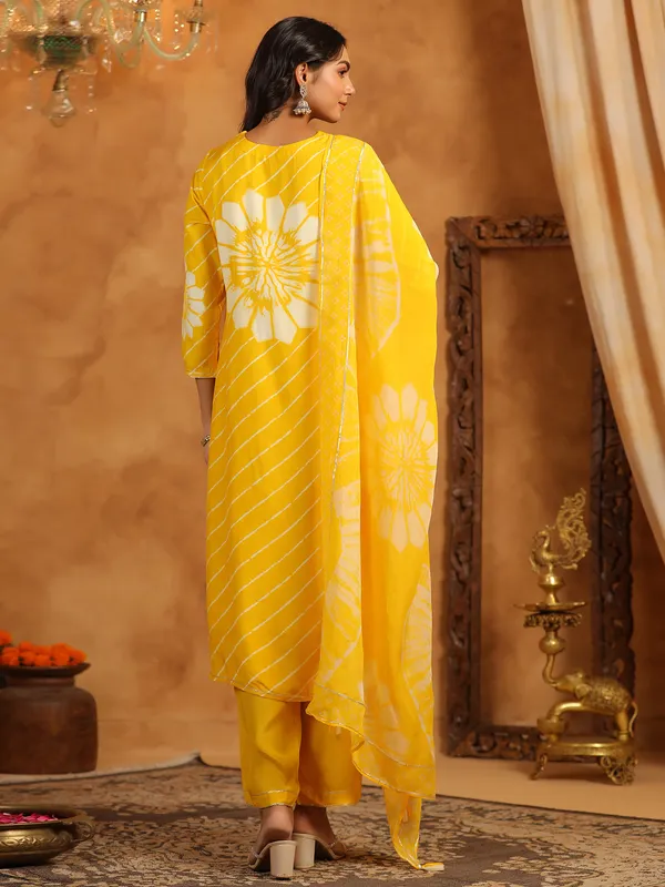 Newest yellow cotton silk kurti set