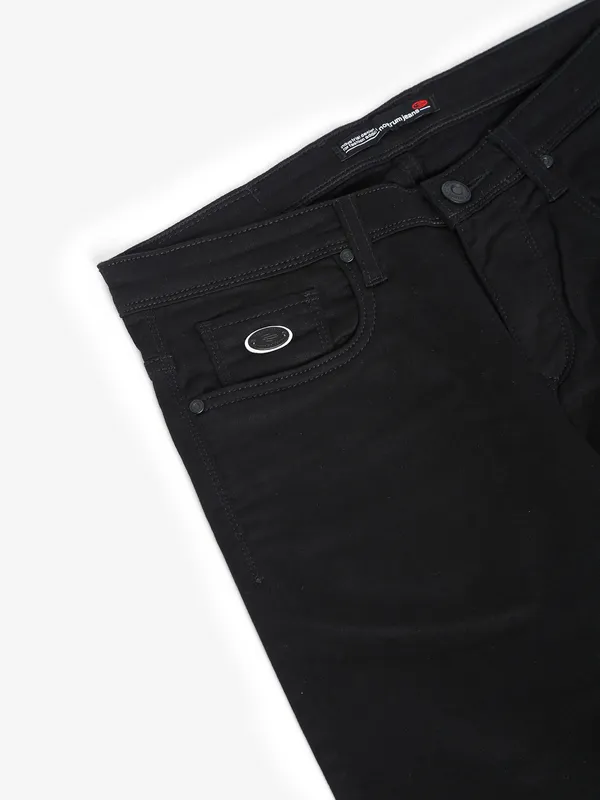 Nostrum black solid ankle jeans