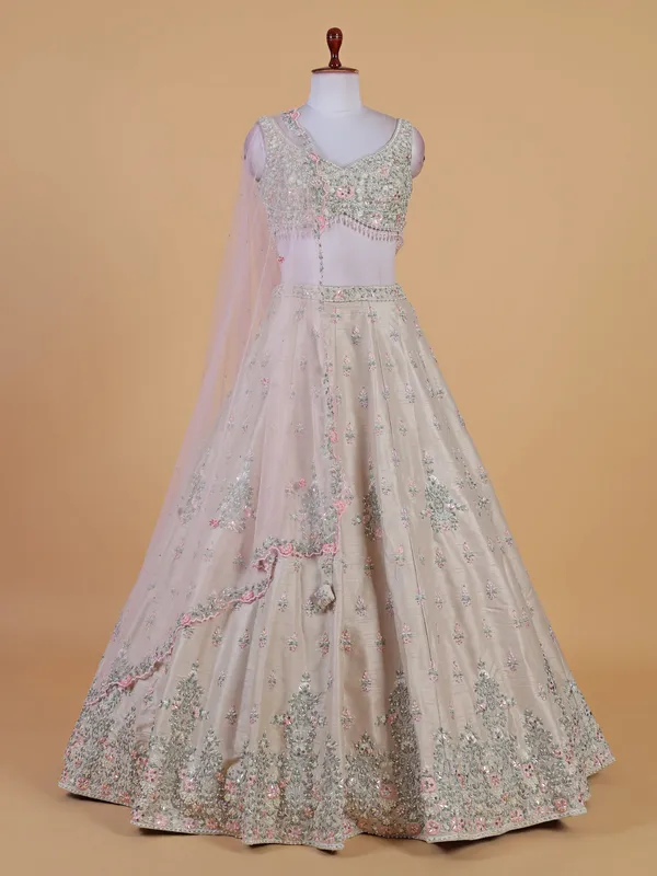 Off white bridal lehenga choli in raw silk