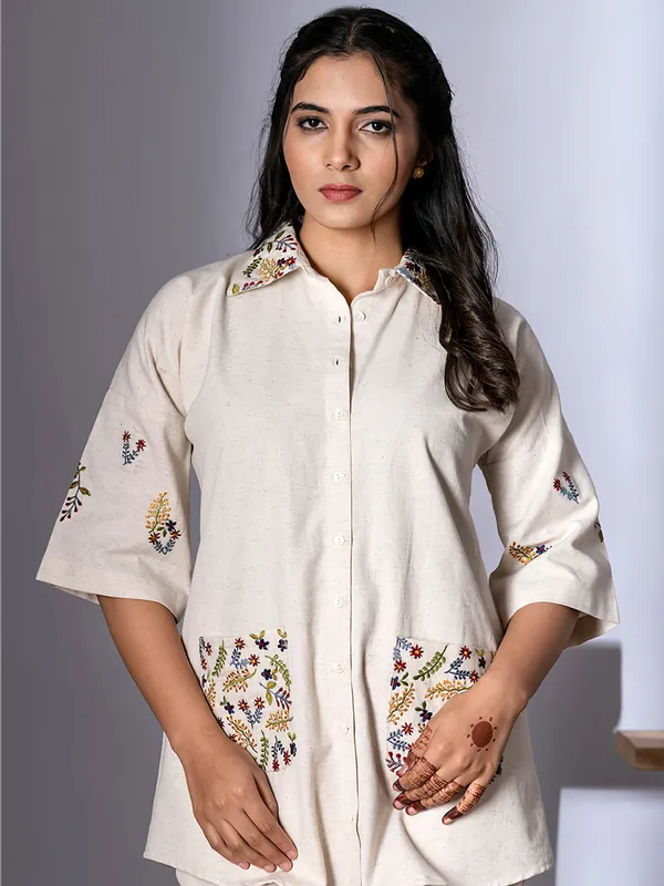 Buy Lative Colours Of Fashion Ethnic Motifs Printed Cotton Kurta With Trouser & Dupatta - Kurta