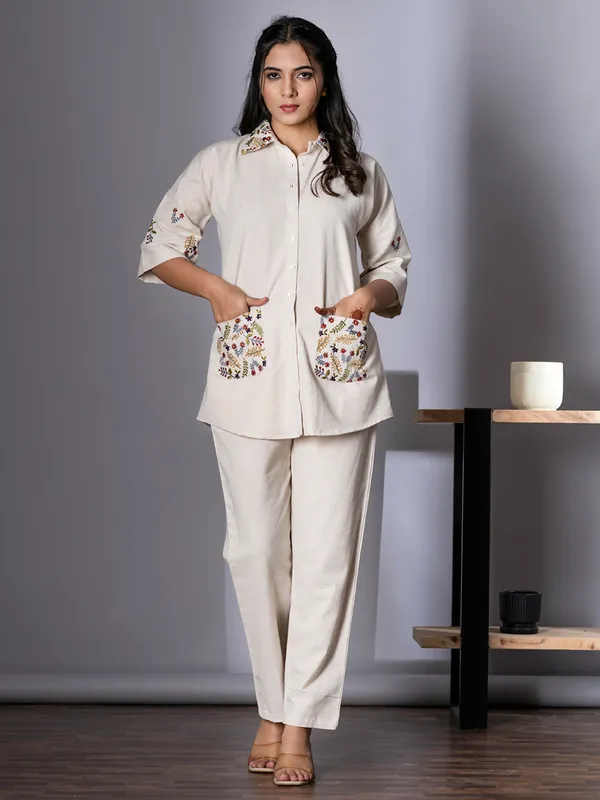 Off-white cotton co-ord set for women