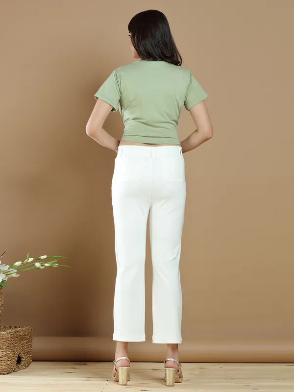Off white cotton plain pant for casual wear