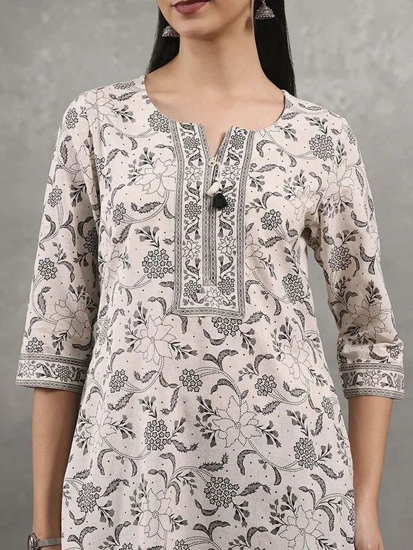Off white cotton printed kurti for women casual wear