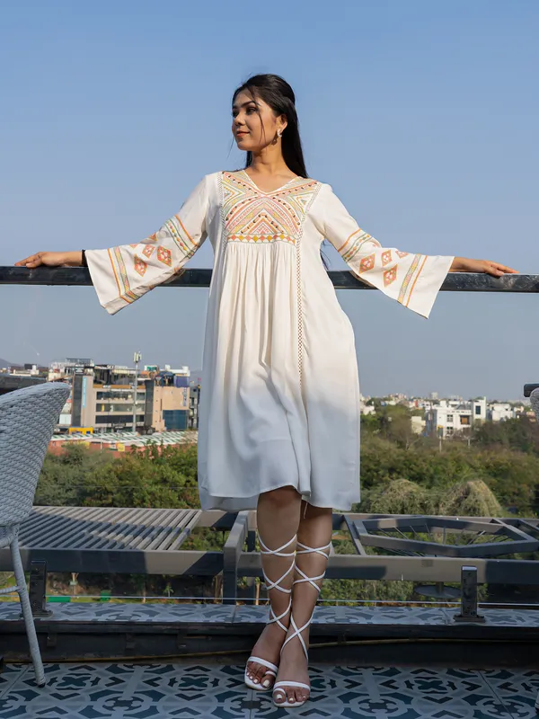 Off-white cotton silk casual kurti