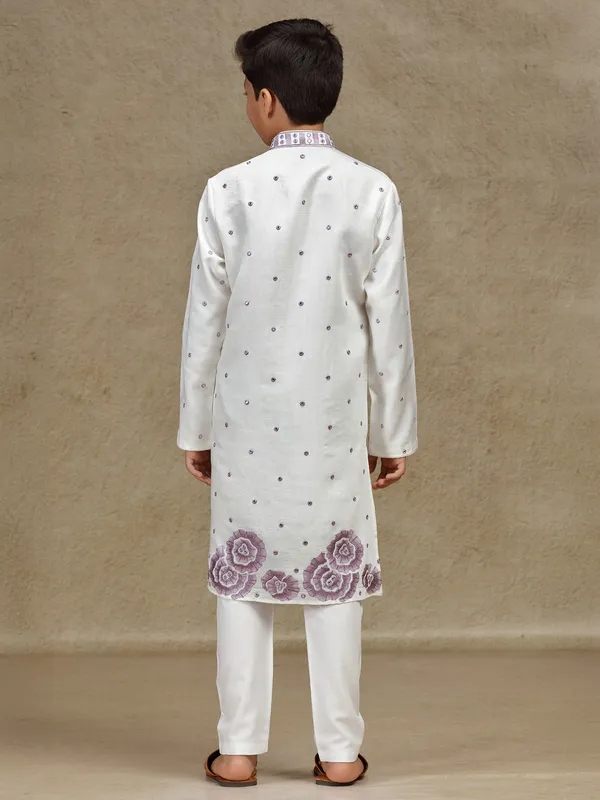 Off white cotton silk kurta suit for boys