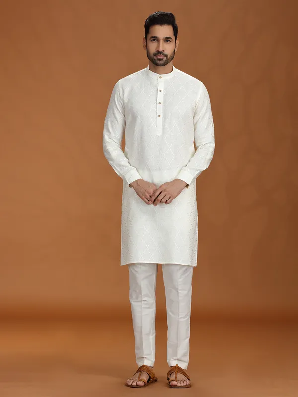 Off-white embroidered linen kurta set for festive