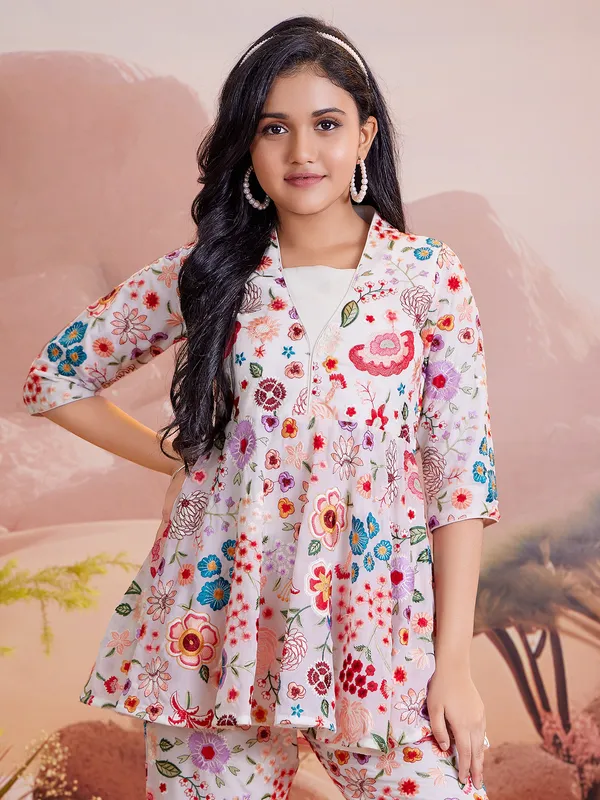 Off-white embroidery georgette co-ord set