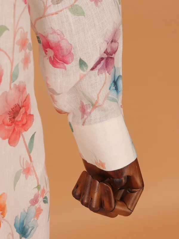 Off white floral kurta set for men