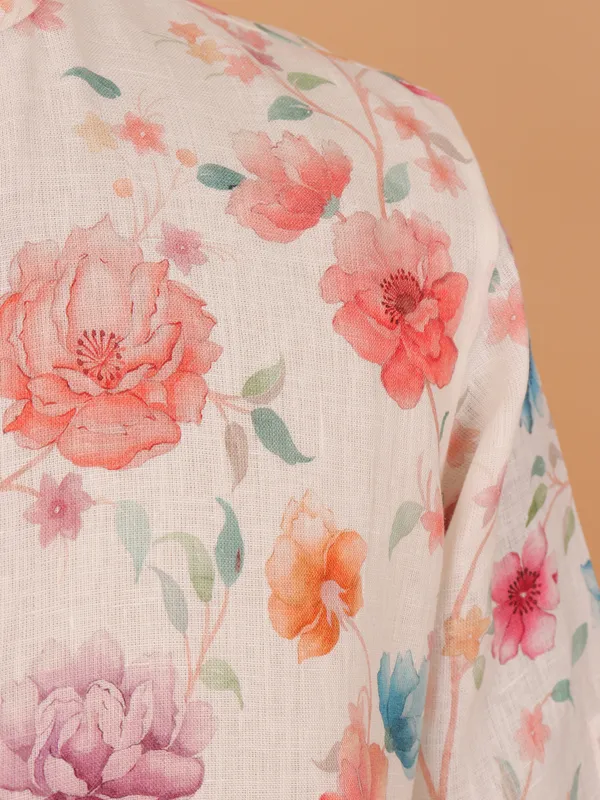 Off white floral kurta set for men