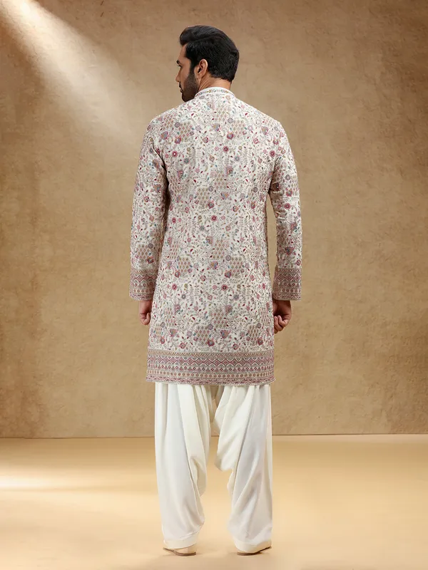 Off white georgette kurta salwar set for men
