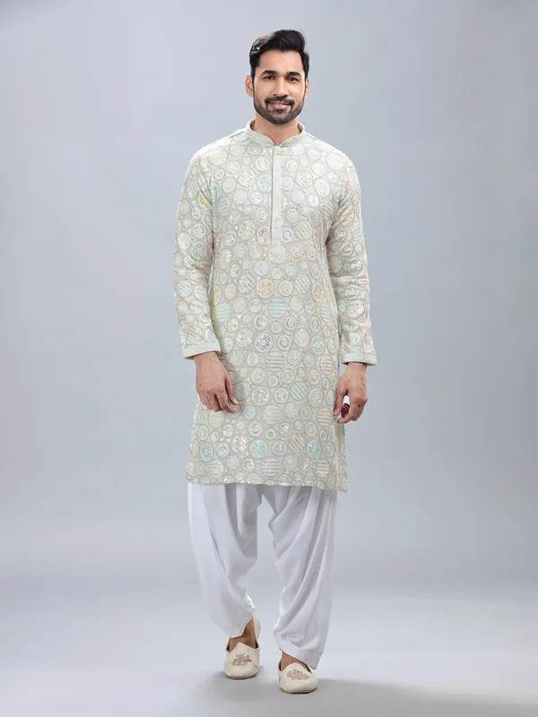 Off white georgette kurta set for men