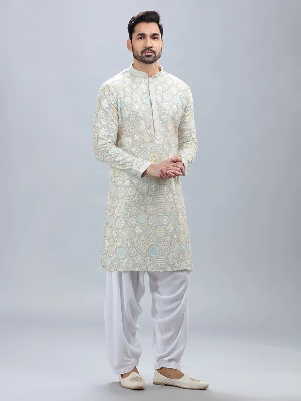 Off white georgette kurta set for men