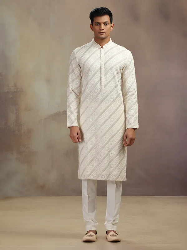 Off white georgette kurta suit with thread work