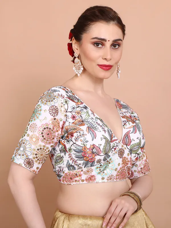 Off white georgette V neck ready made blouse
