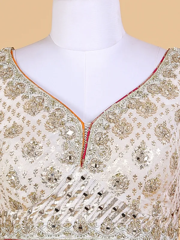 Off white lehenga choli for wedding in georgette