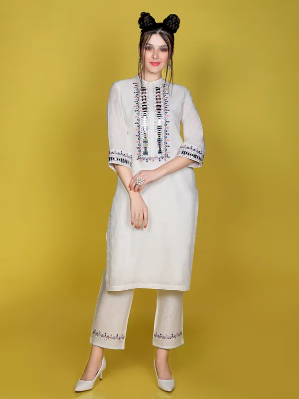 Off white linen co ord set
