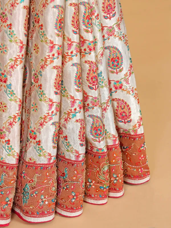 Off-white masru silk saree for wedding wear