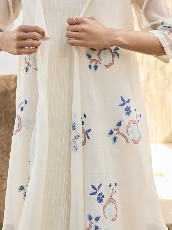 Off white muslin cotton kurti for casual
