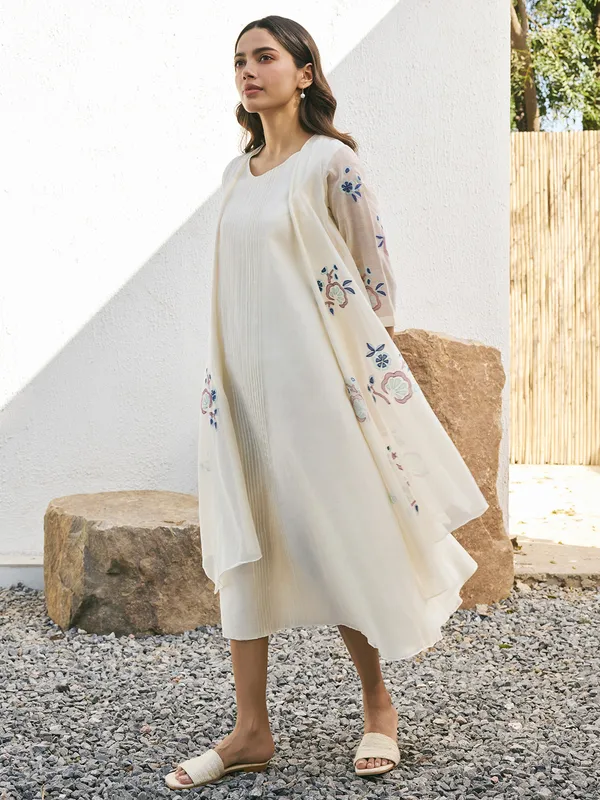 Off white muslin cotton kurti for casual