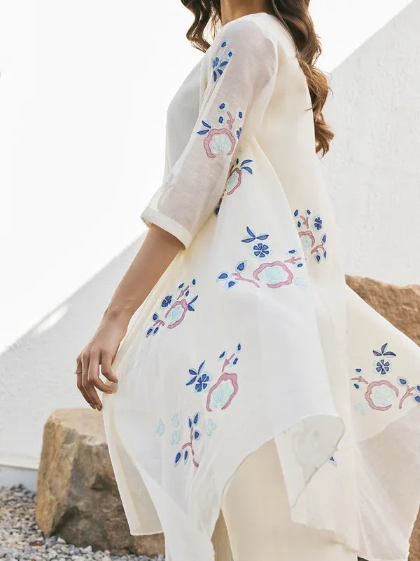 Off white muslin cotton kurti for casual