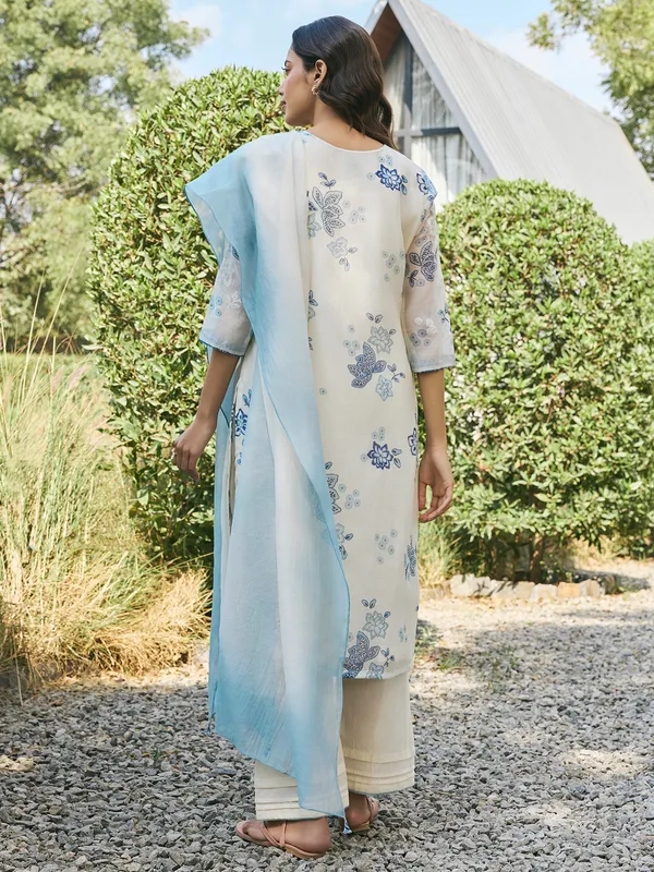Off white muslin cotton  salwar suit with dupatta