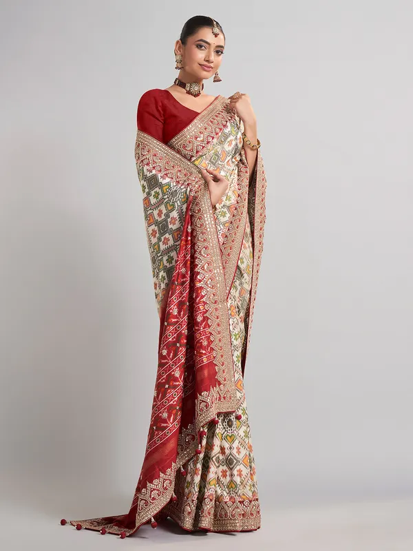 Off-white patola silk saree for wedding elegance