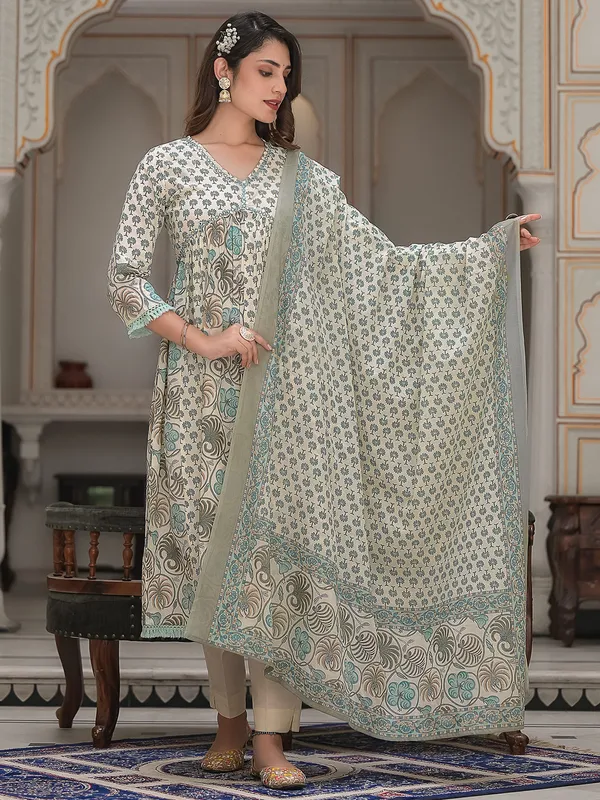 Off white printed casual kurti set in cotton