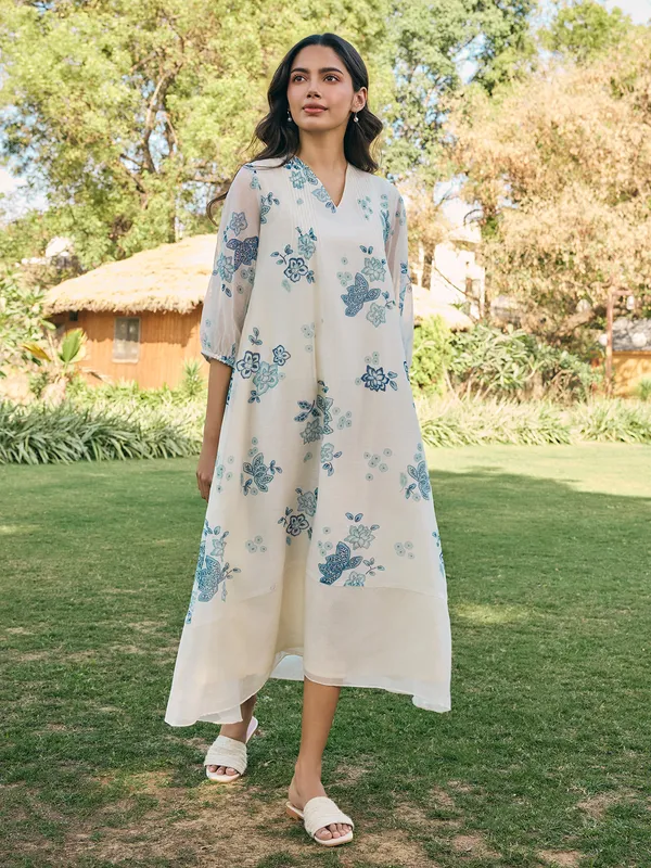 Off white printed kurti in muslin cotton