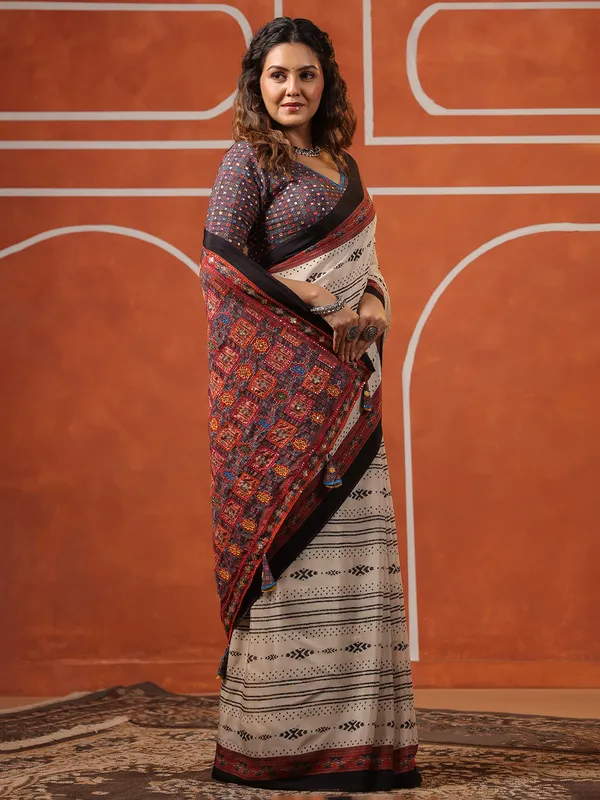 Off white printed muslim saree with ready made blouse